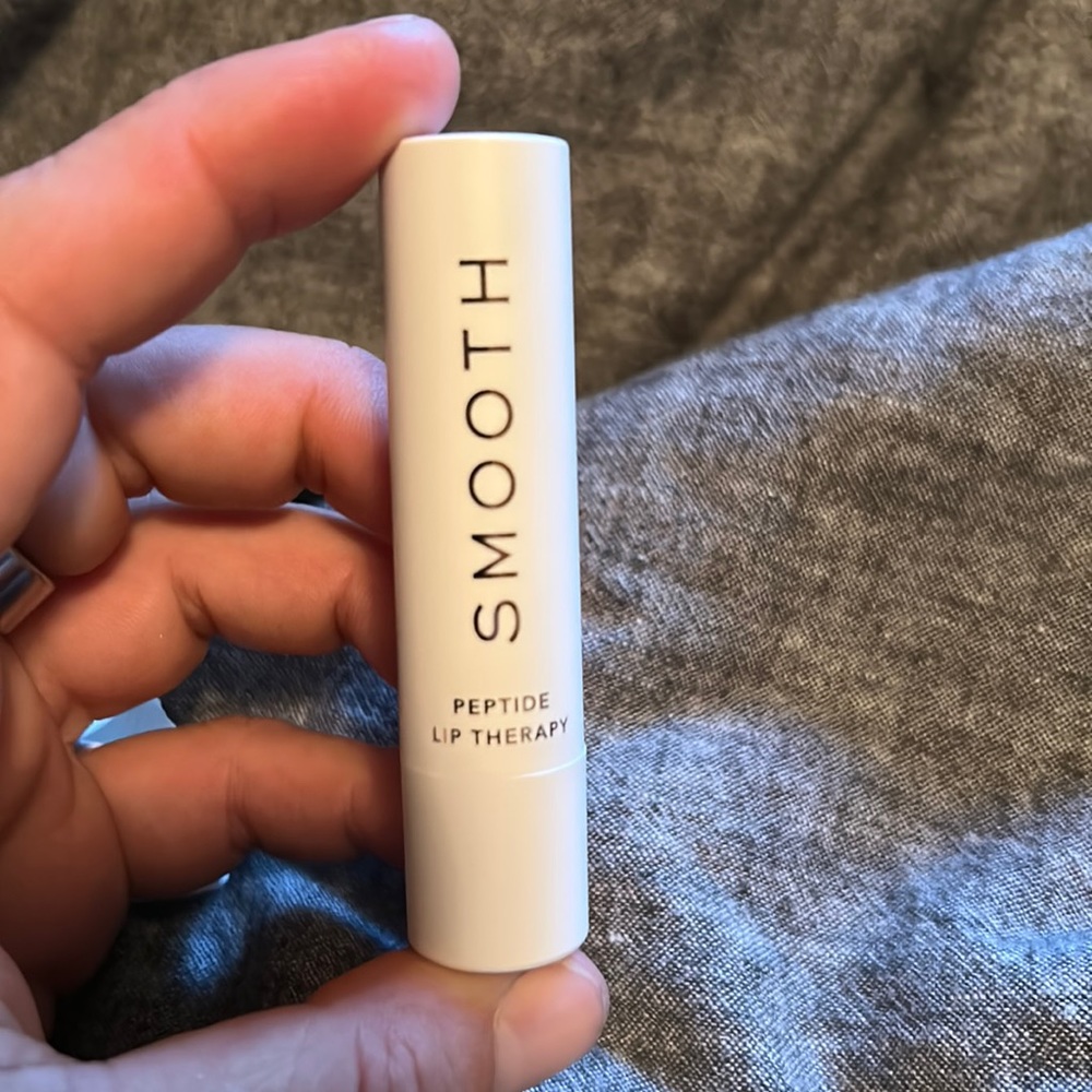 Ever Smooth Peptide Lip Therapy
